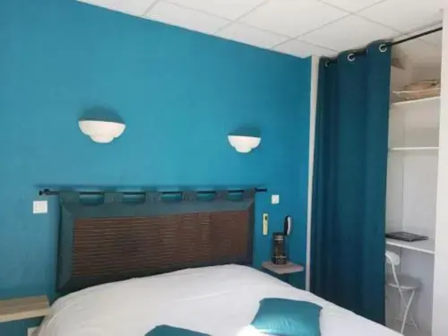 Carry Hotel