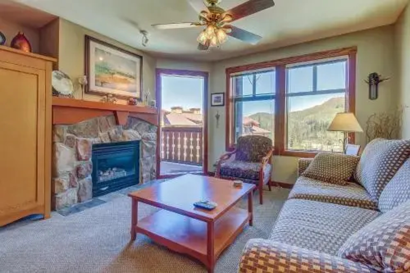 Eagle Springs East 402: Buffaloberry Suite
