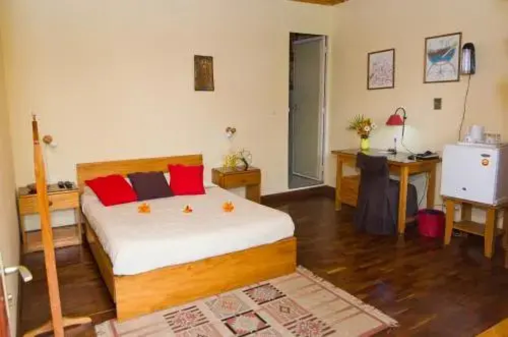 Lorenzo Guest House