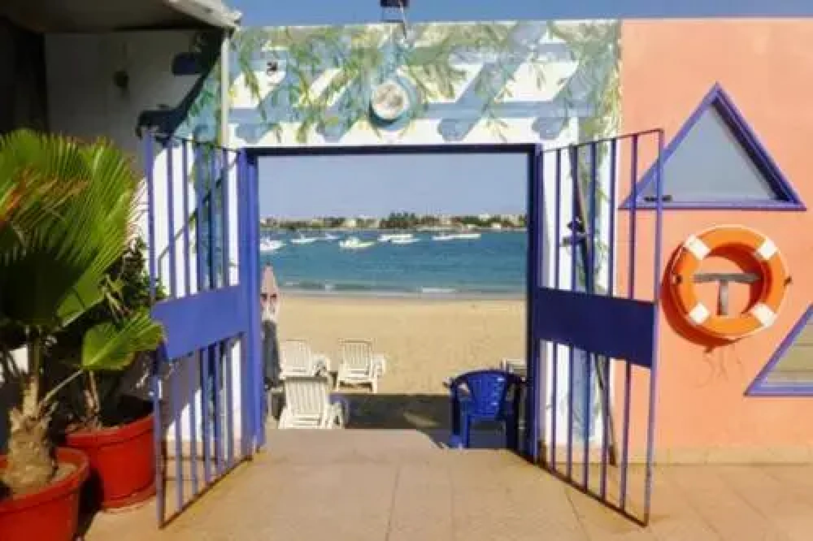 La Madrague-Surf Beach Sea