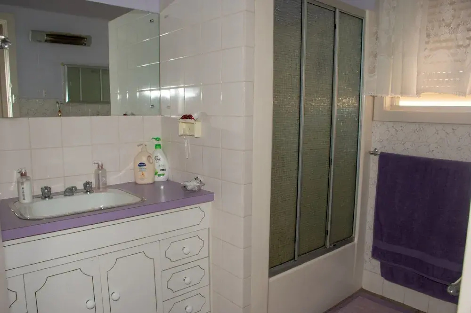 Chrissies Palace - Hostel