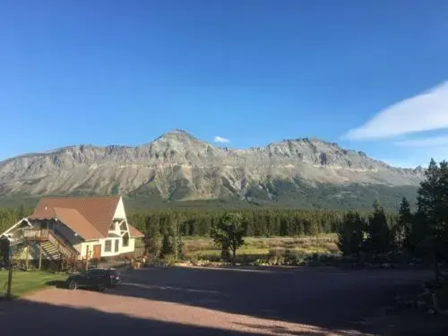 Summit Mountain Lodge