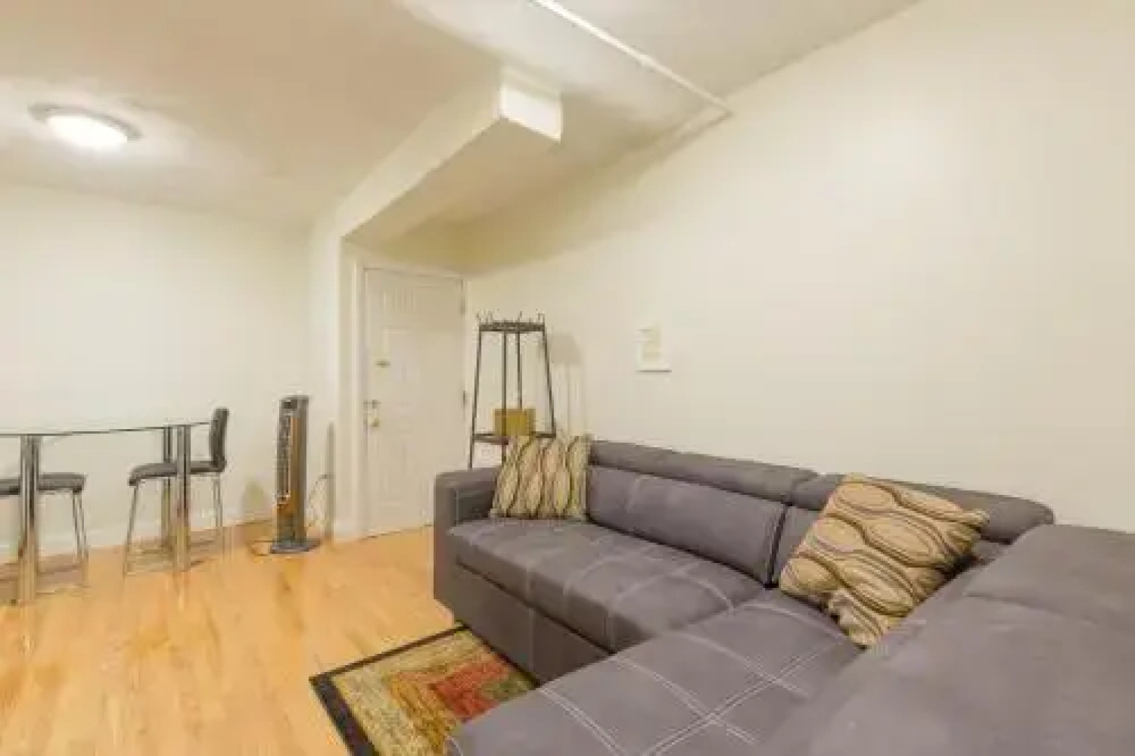 Kenmore Apartments by Starlight Suites