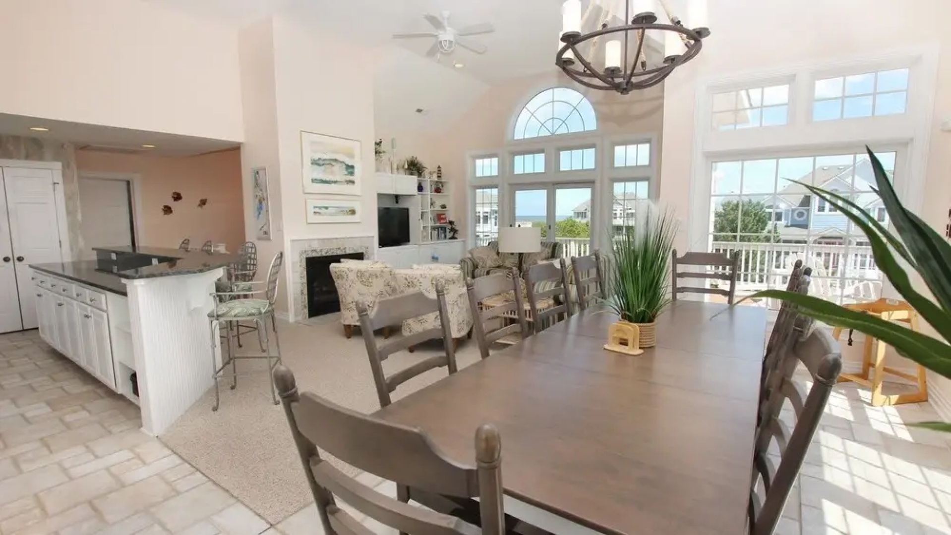 Trading Winds - 6 Br Home