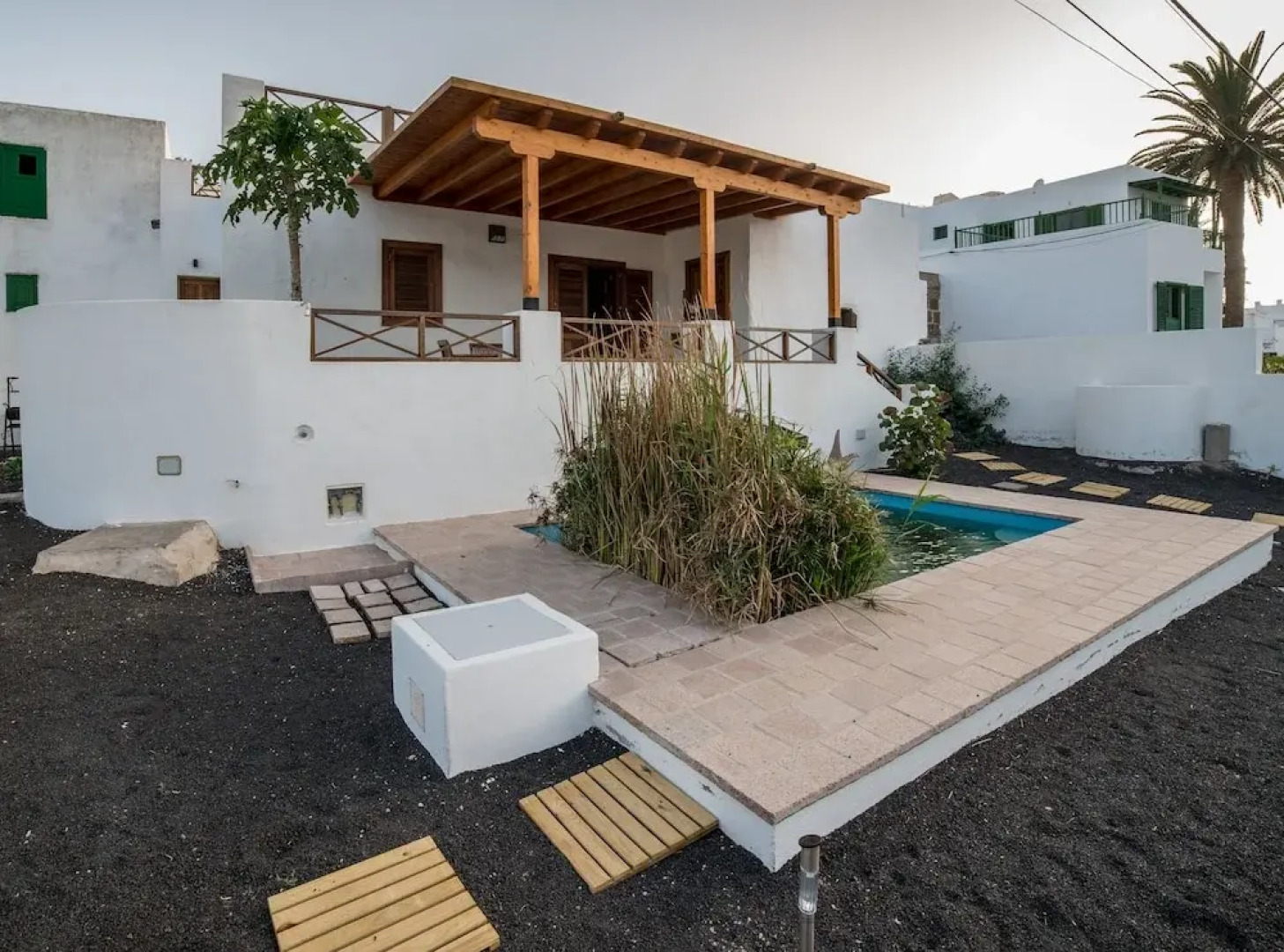 Lightbooking - Volcano & picon