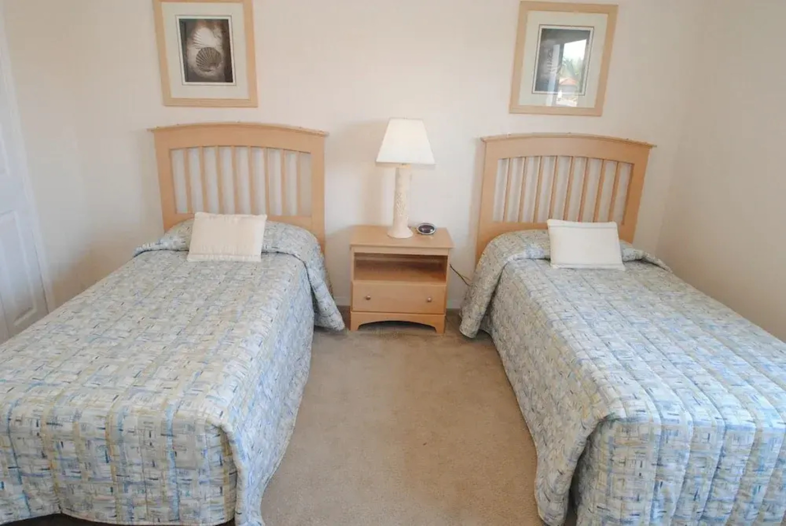 16606LBL Atlantis Villa 4 Br villa by RedAwning