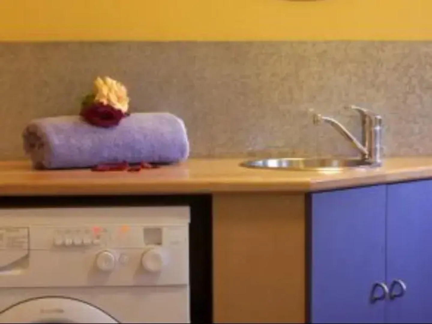 Earle Street Apartment