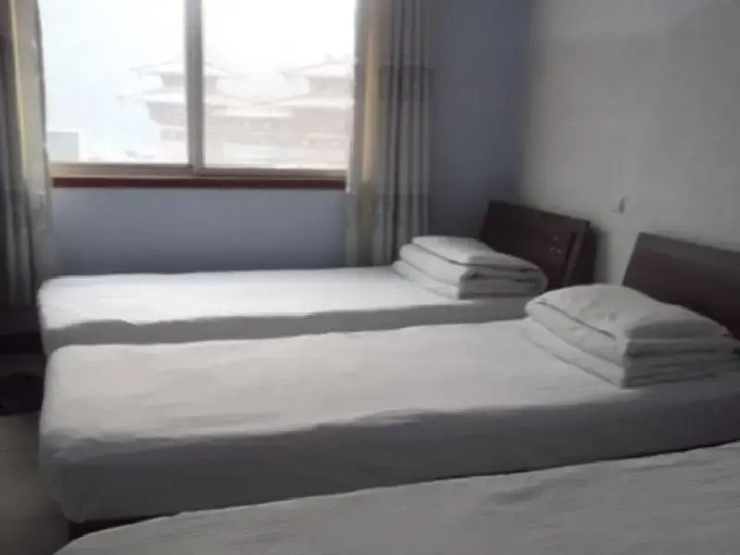 Huixian Baligou Songyingge Hotel