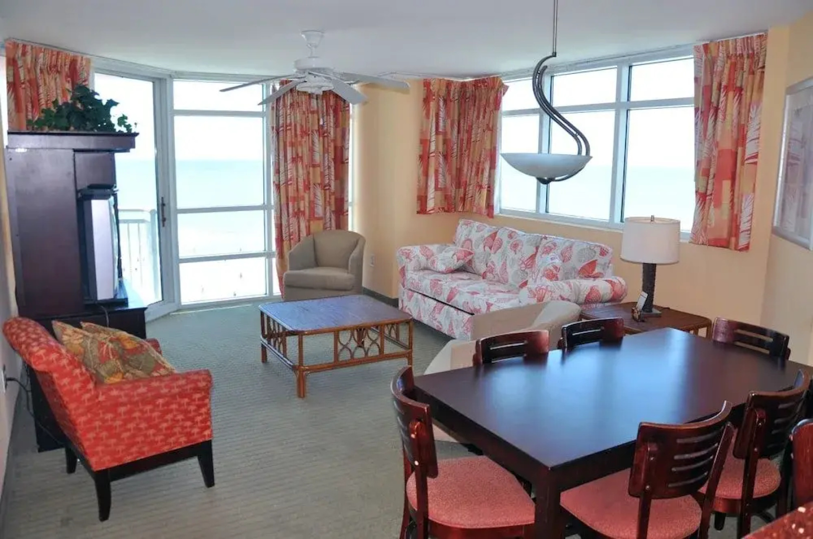 Prince Resort 702