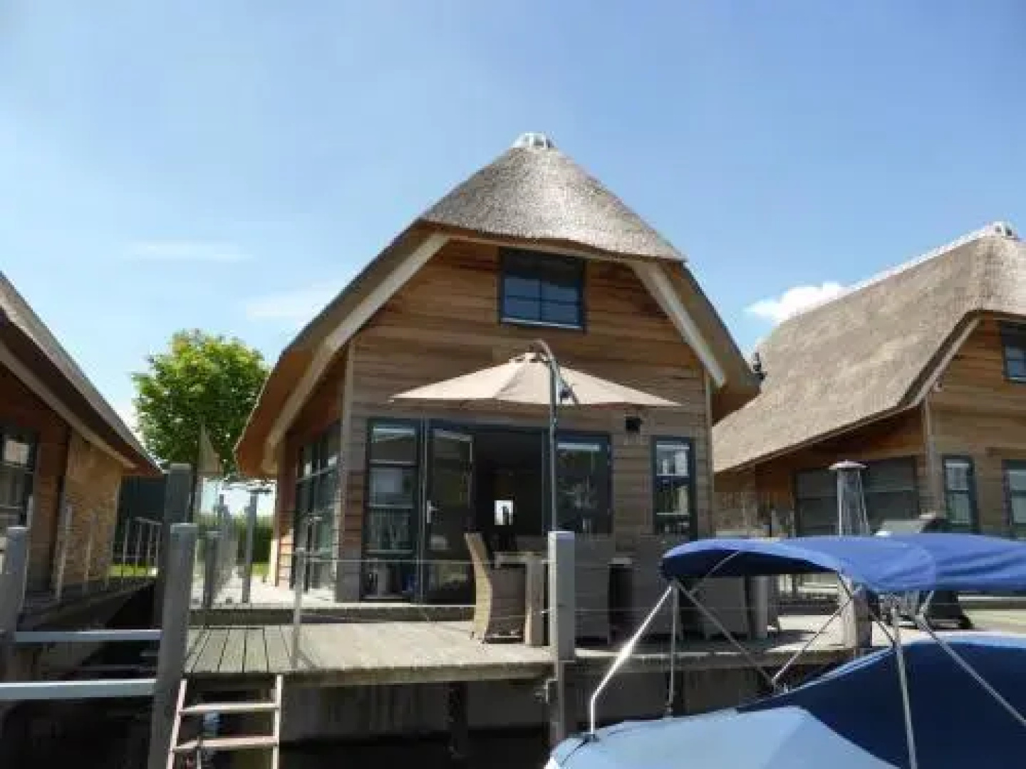 Nautic Rentals - Watervilla's Zuiderhoeve
