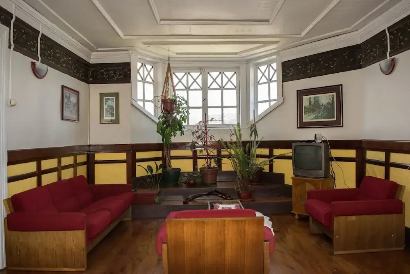 Costanera Hostel