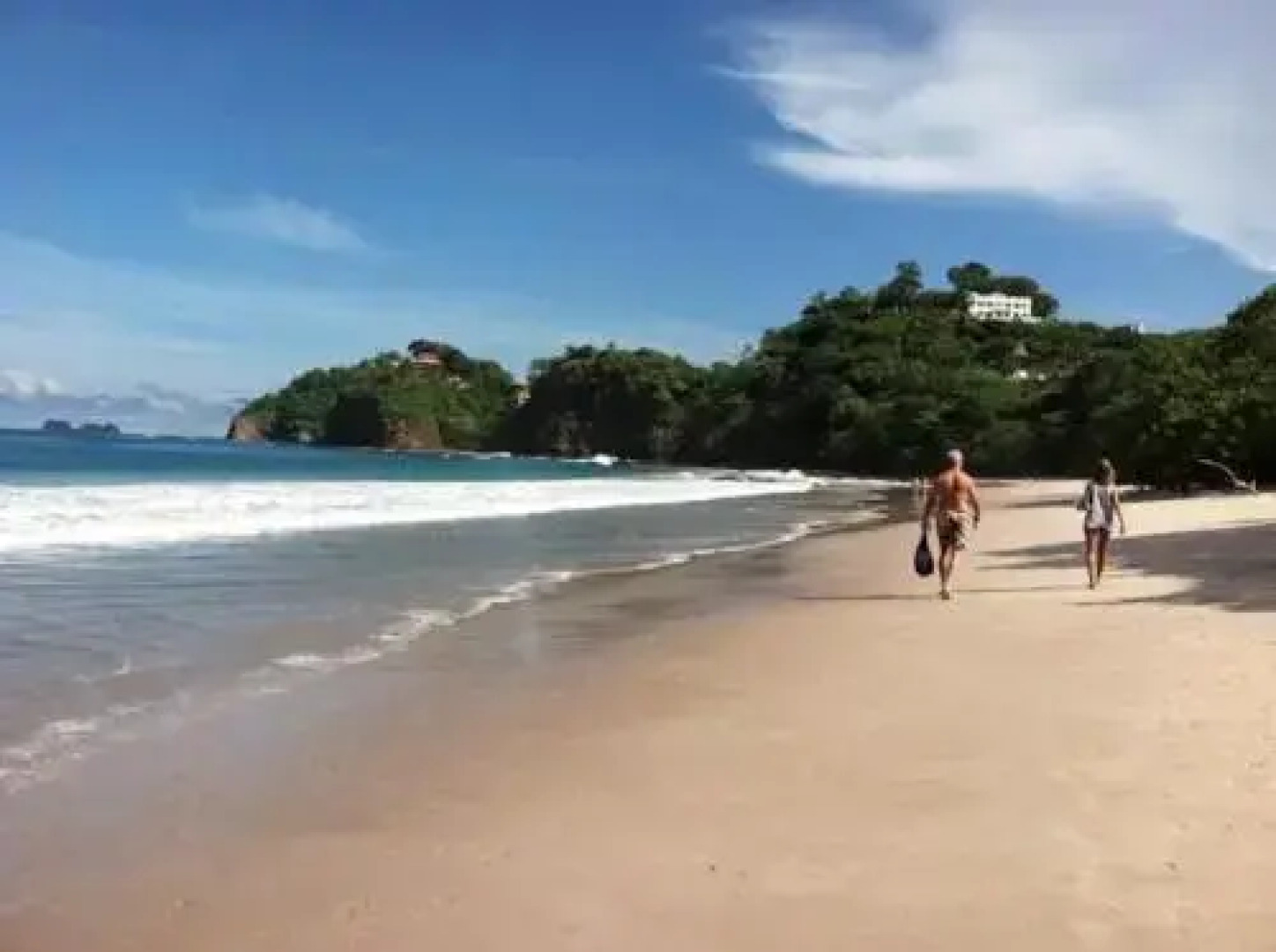 Great Designed Ocean and Mountain view Condo Tres Vista