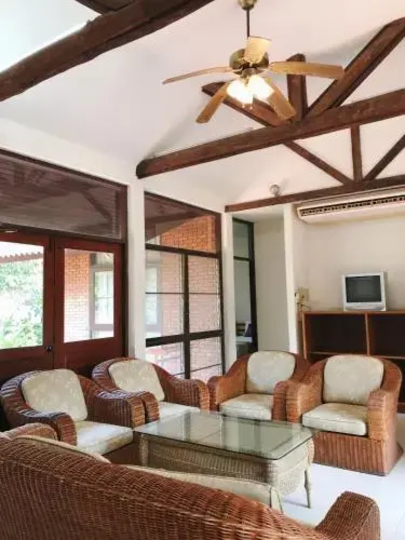 Roong Aroon Hot Spring Resort