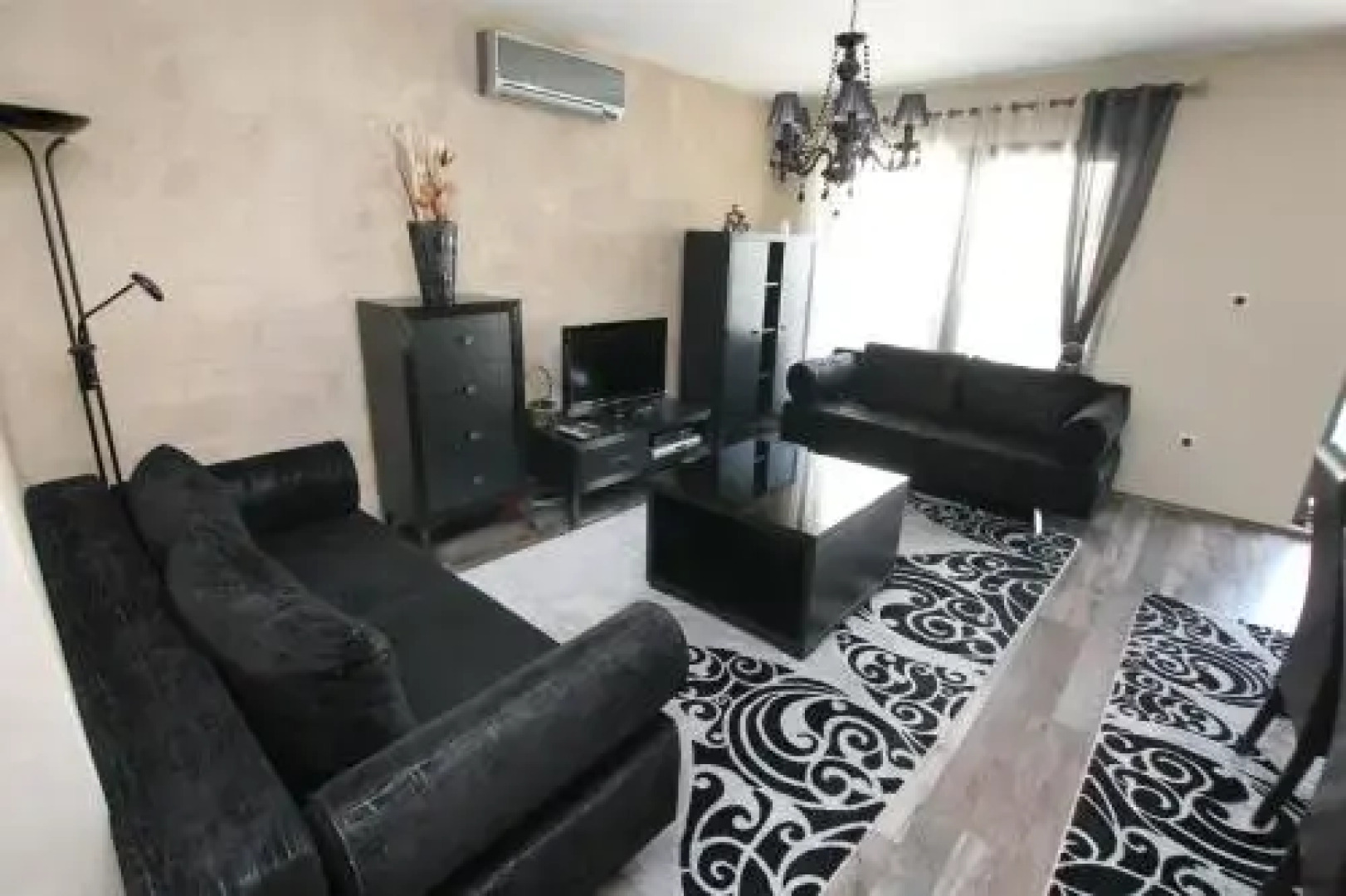 Dekaderon Lux Apartments