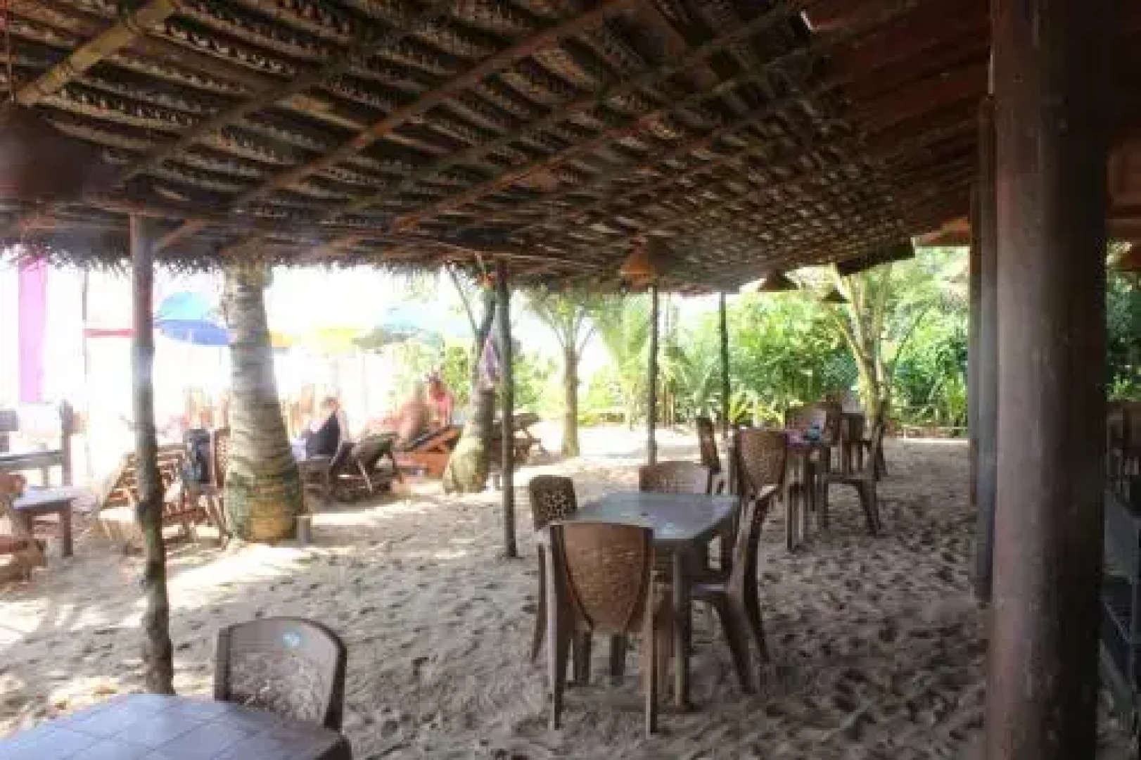 Warahena Beach Hotel