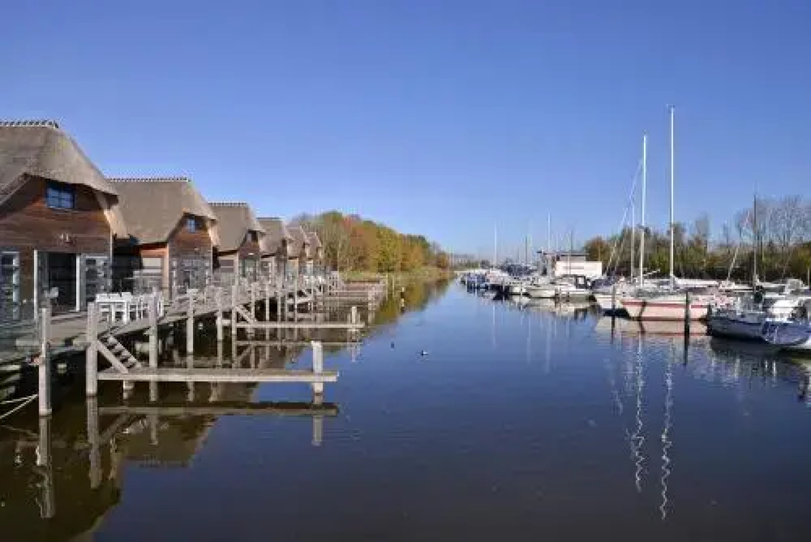 Nautic Rentals - Watervilla's Zuiderhoeve