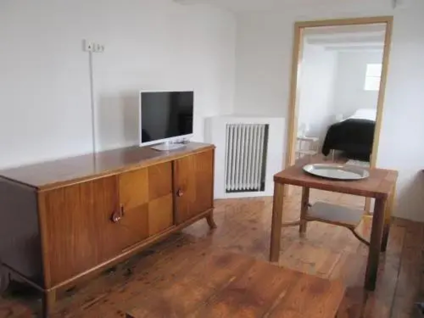 Grand-Inn Bar and Bed