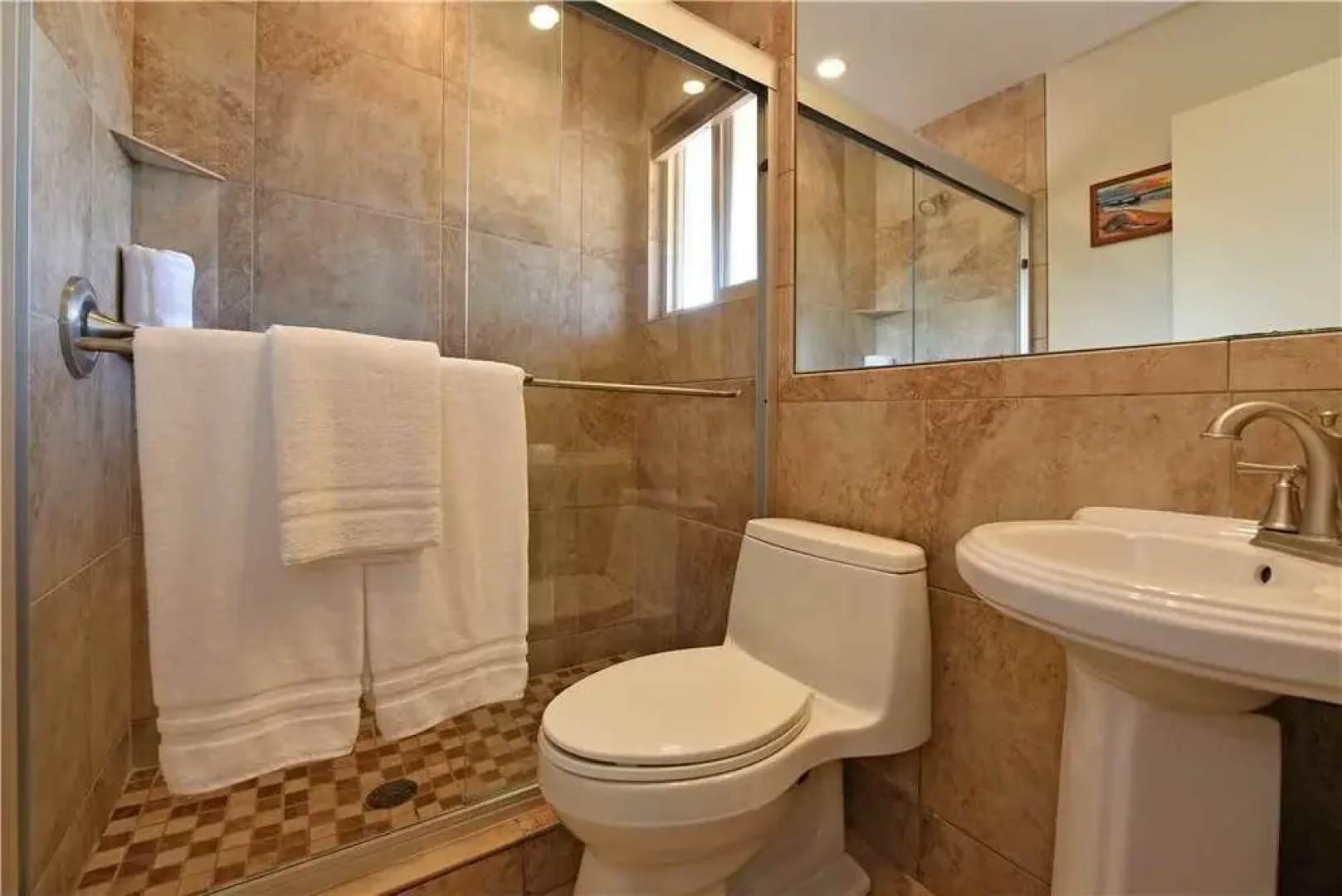 Lokelani #A205 - 2 Br condo by RedAwning