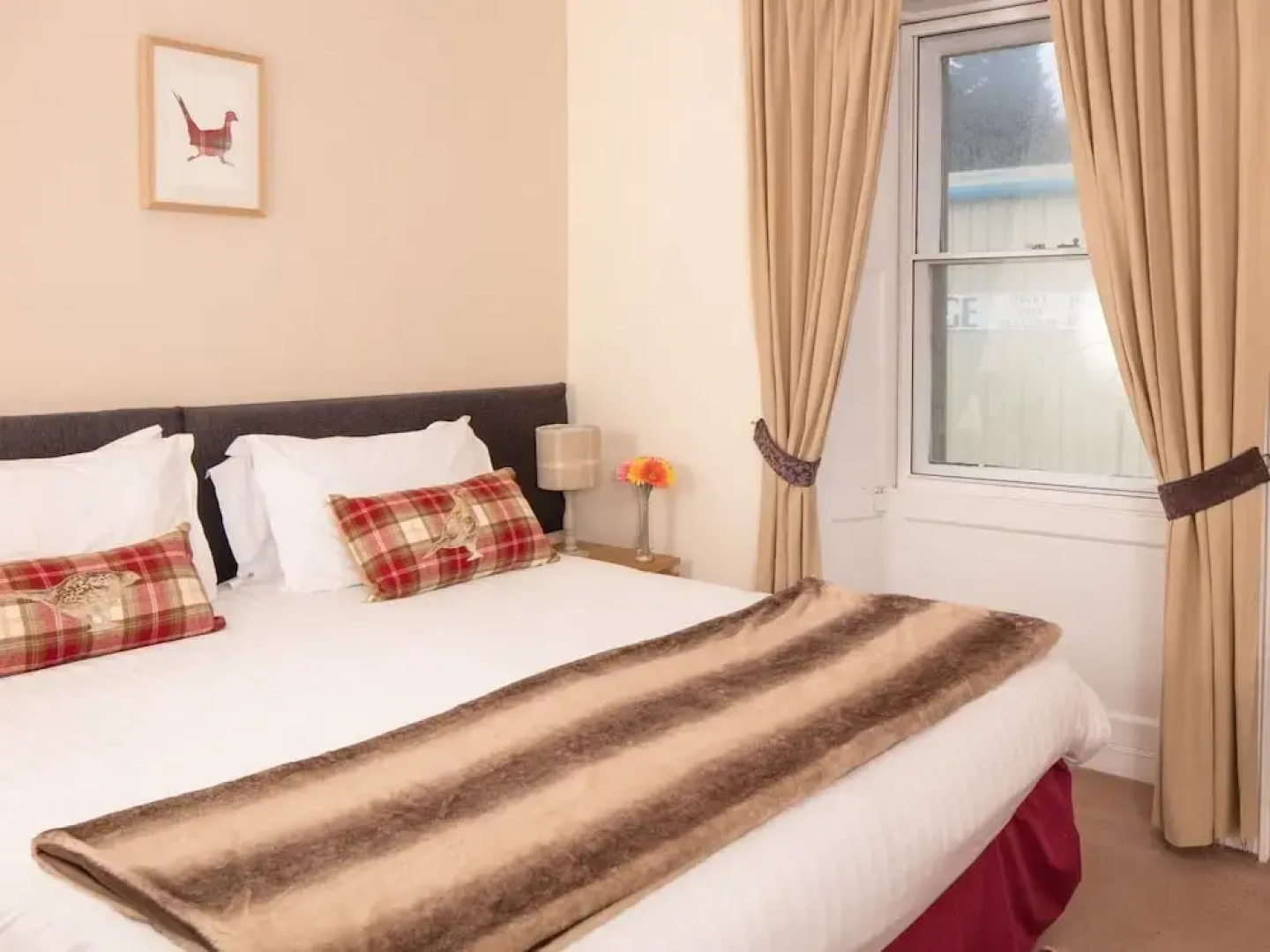 The Gordon Arms Hotel
