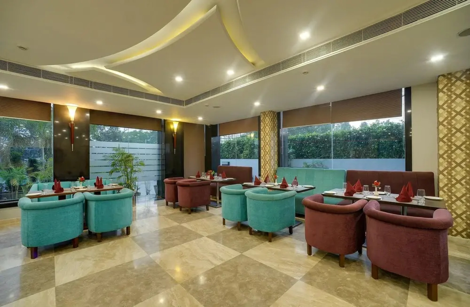 Cygnett Inn Silverleaf