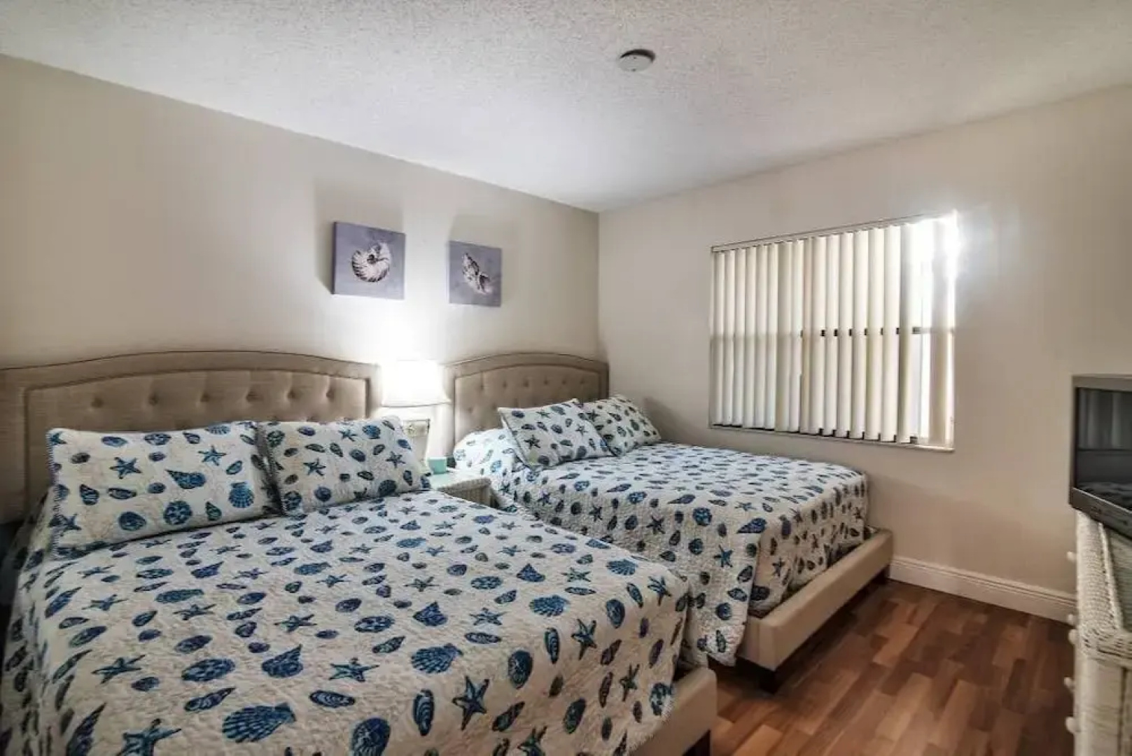 Shorewalk Vacation Condo 15 minutes to Bradenton Beach Entire Condo