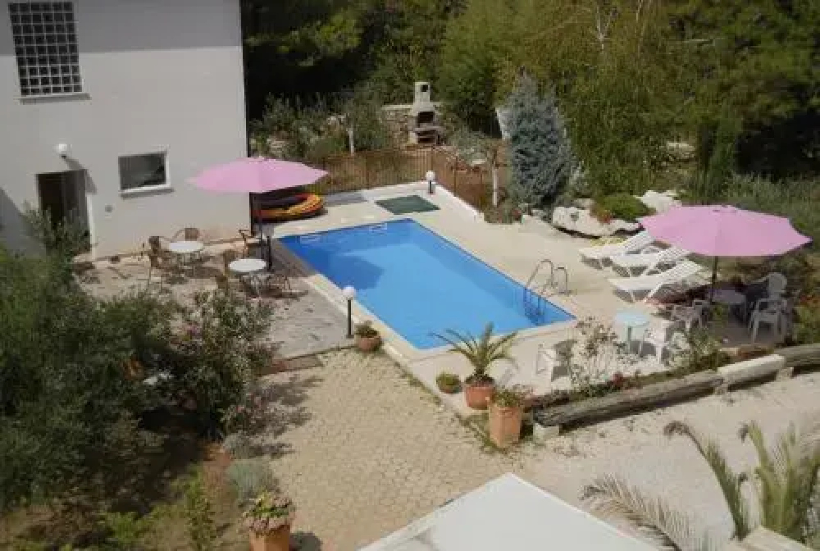 Apartments & Villa Darko