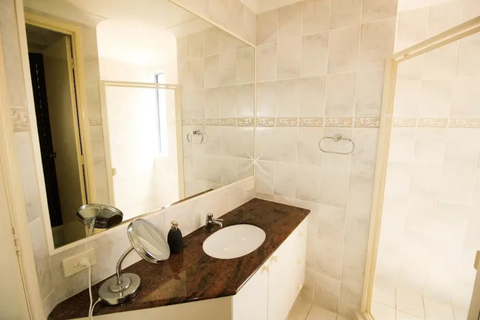 Absolute Beachfront Family Holiday Home