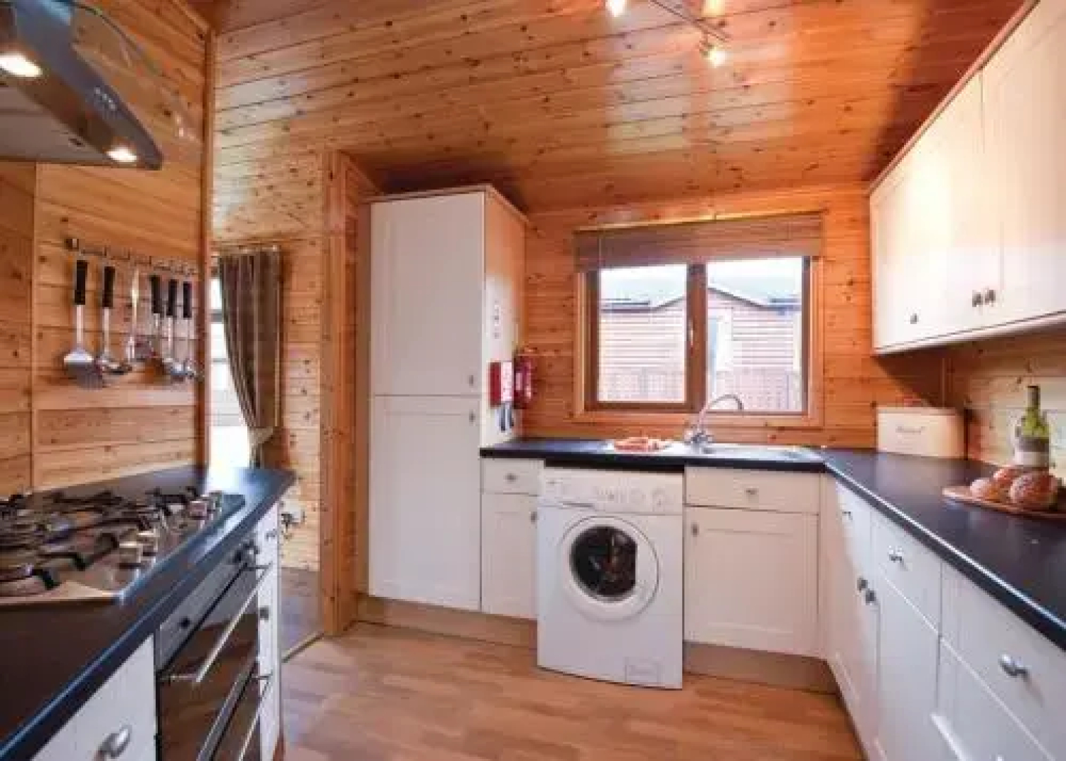 Ashlea Pools Lodges