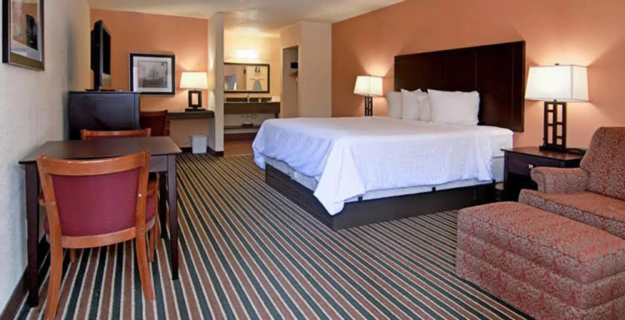 Sunbridge Inn and Suites