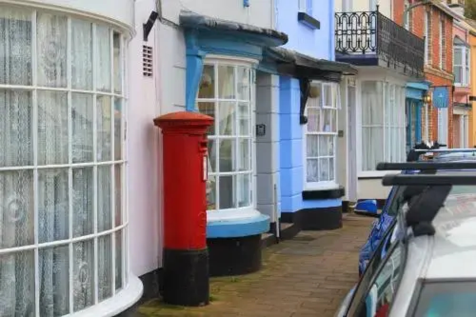Tide House Seaside Holiday Cottage