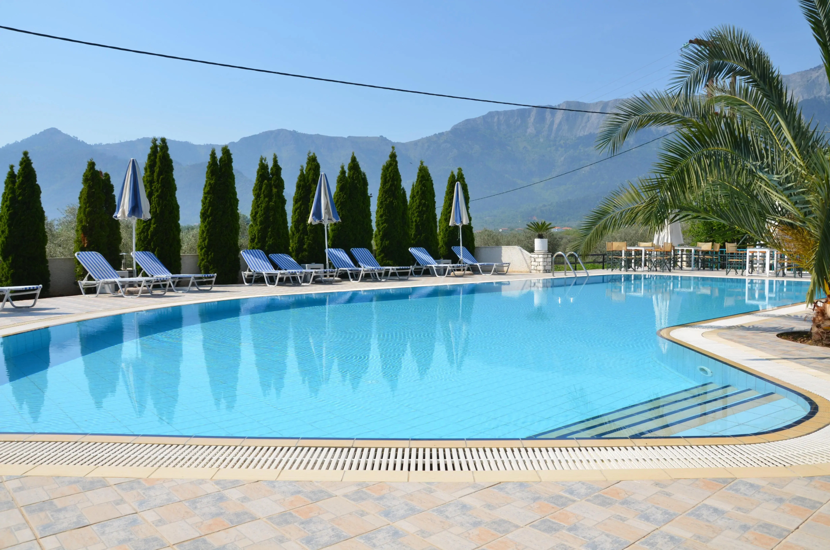 Dimitris Hotel