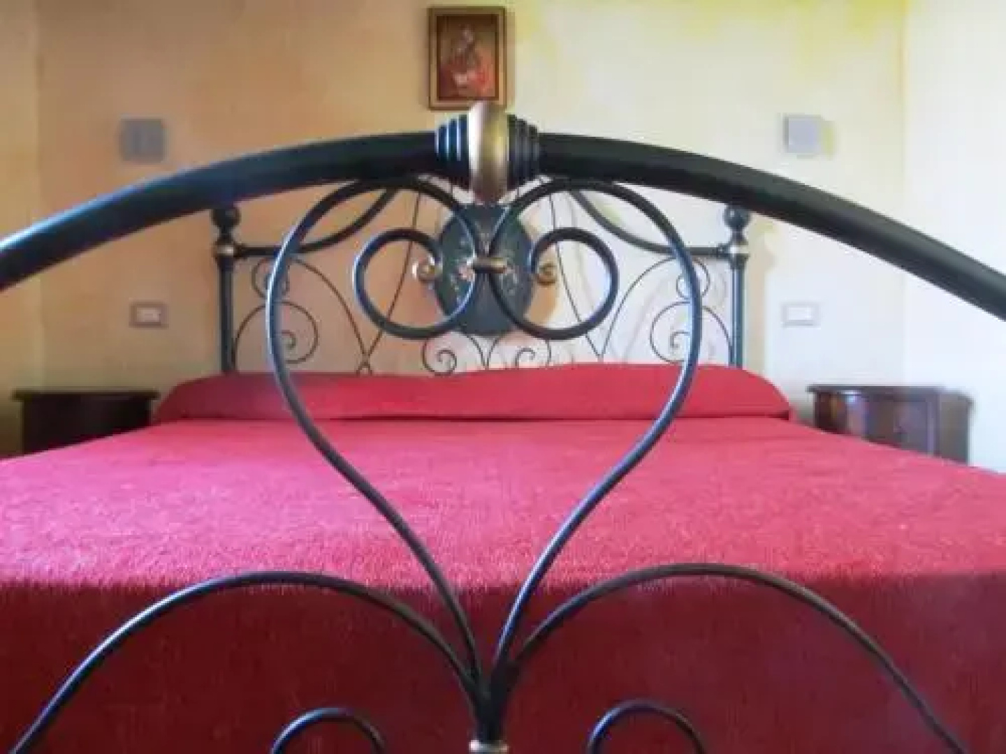 Casa Pindaro, immersa nel verde