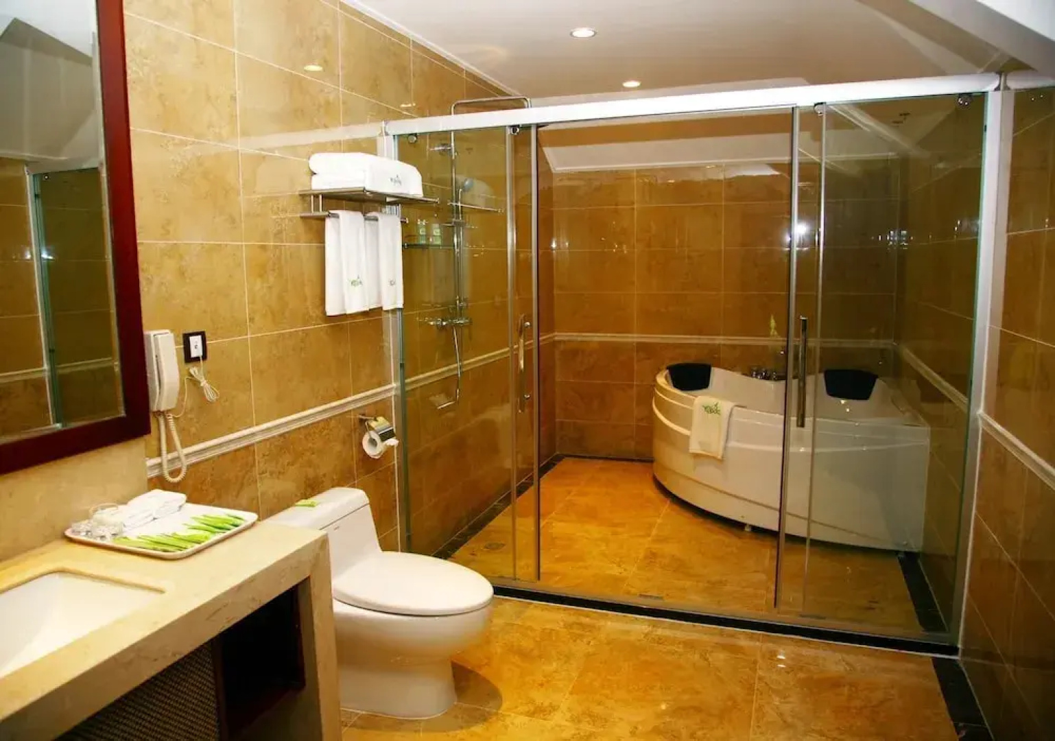 Yanoda Rainforest No.1 Hotel