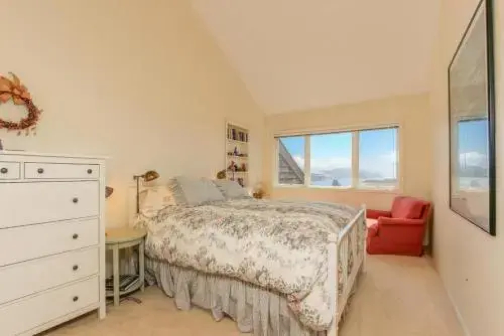 Sandpiper - 4 Br home by RedAwning