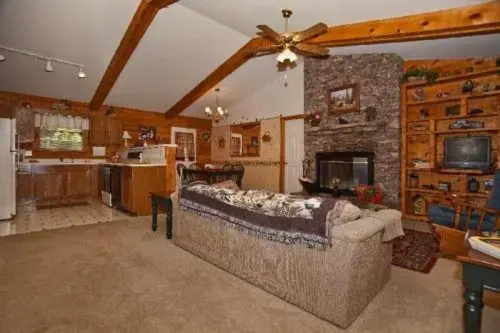 Richview - 2 Br home by RedAwning