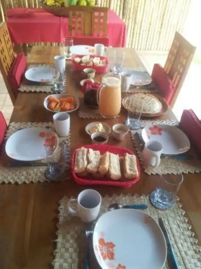 La Perruche Rouge Guest House