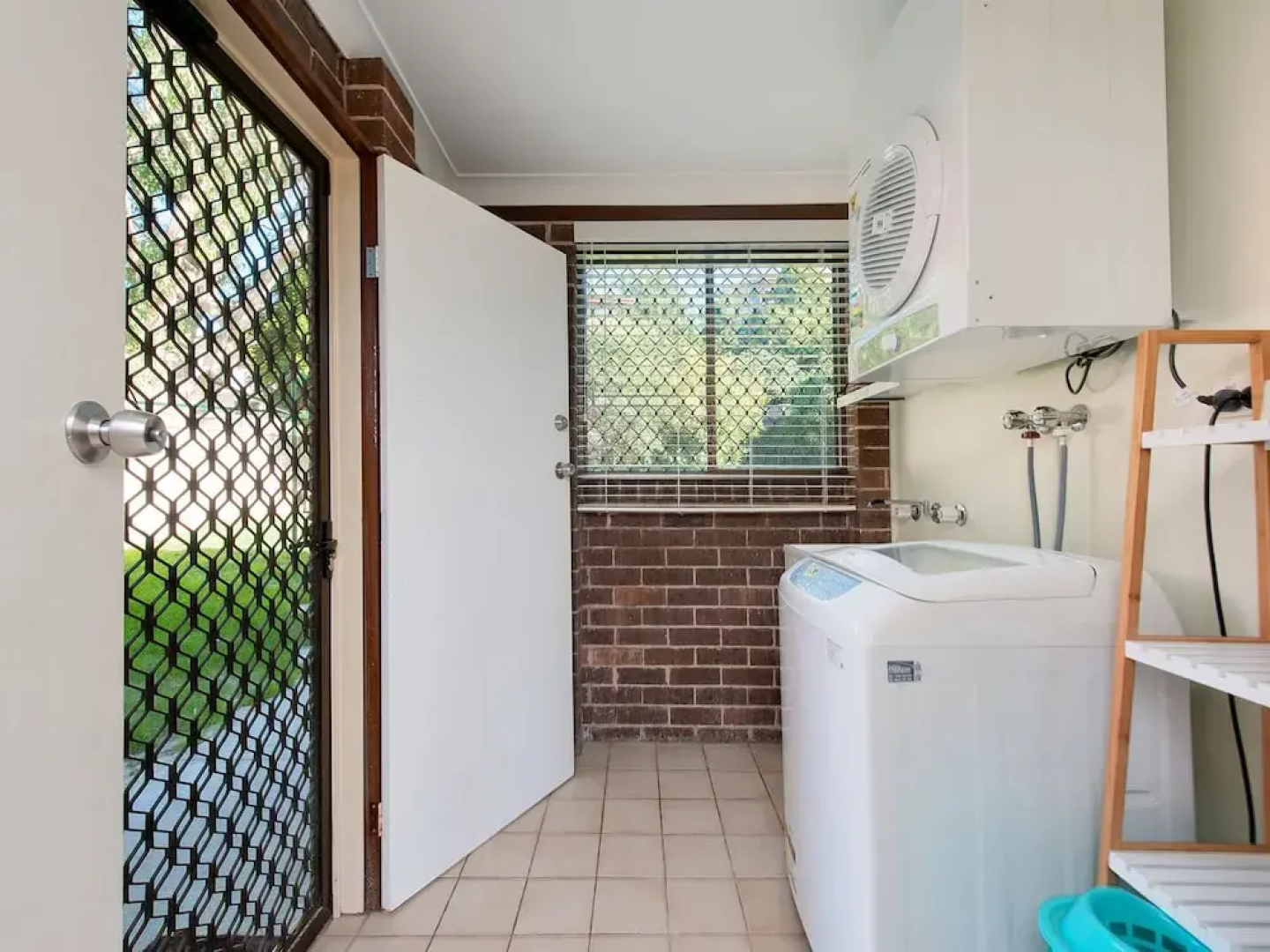 Happy Days, 49 Pantowora Street