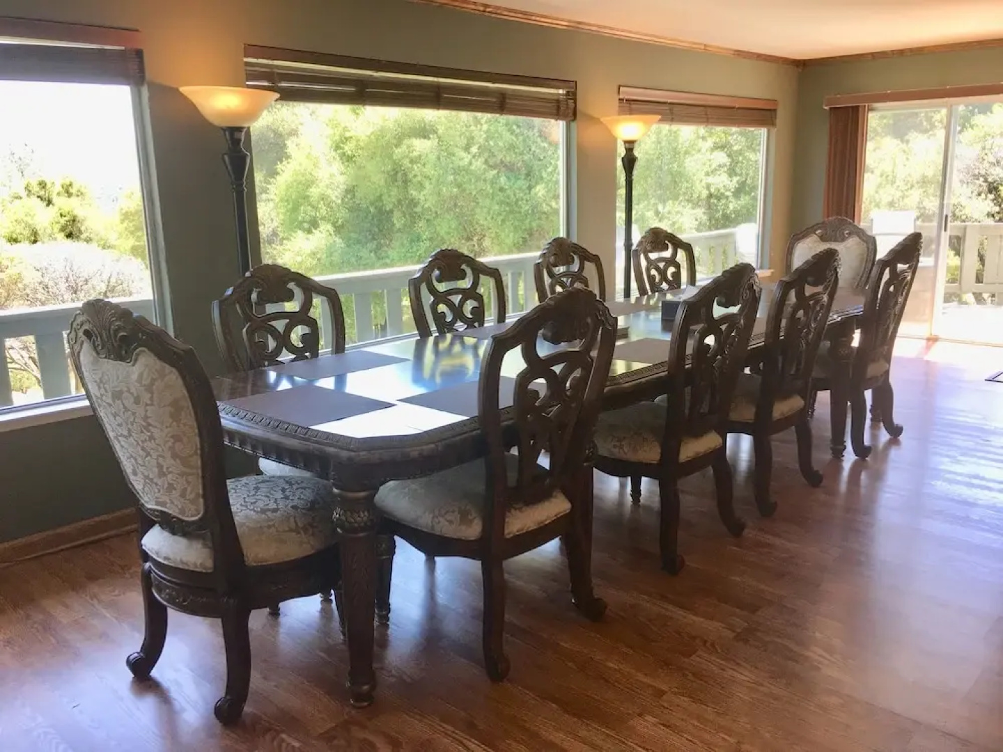 Black Oak Manor