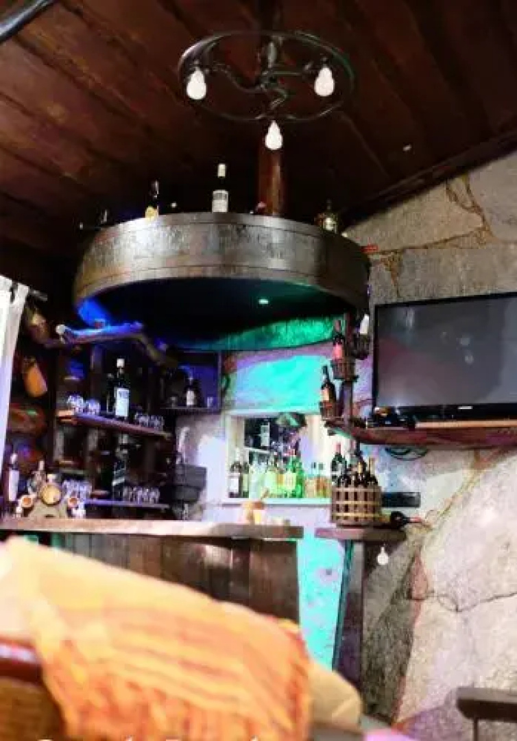 Casa do Penedo