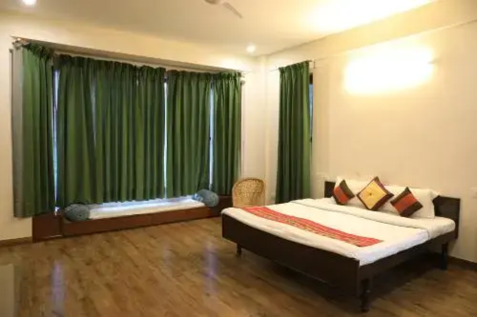 Hotel Whitemushroom Kasauli