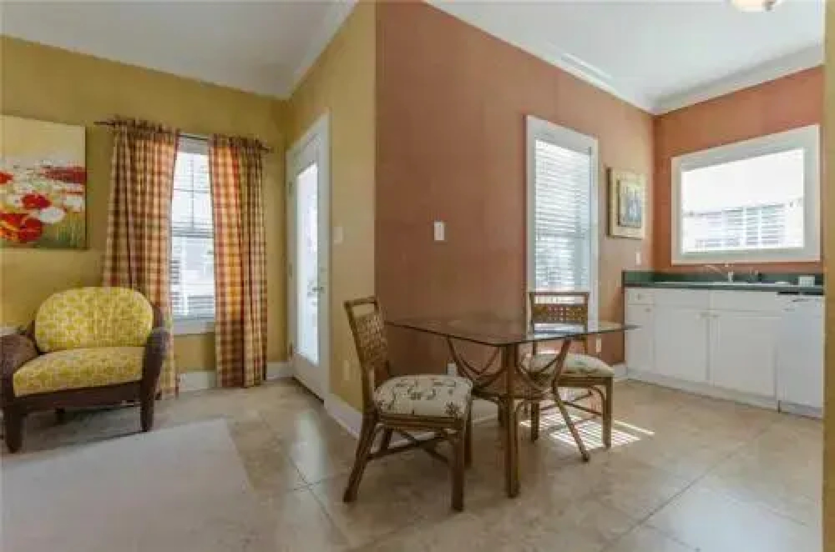 The Parrot Perch 6AU - 1 Br Condo
