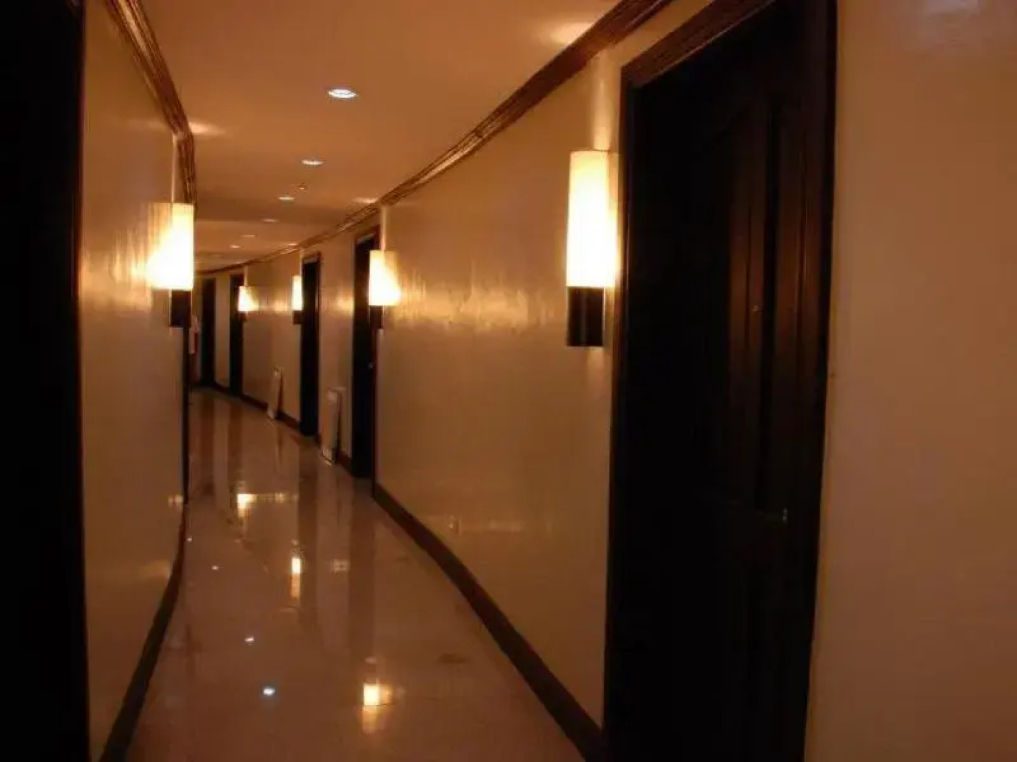Iriga Plaza Hotel