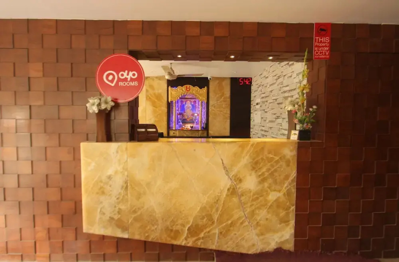 OYO 1389 Hotel Relax Inn
