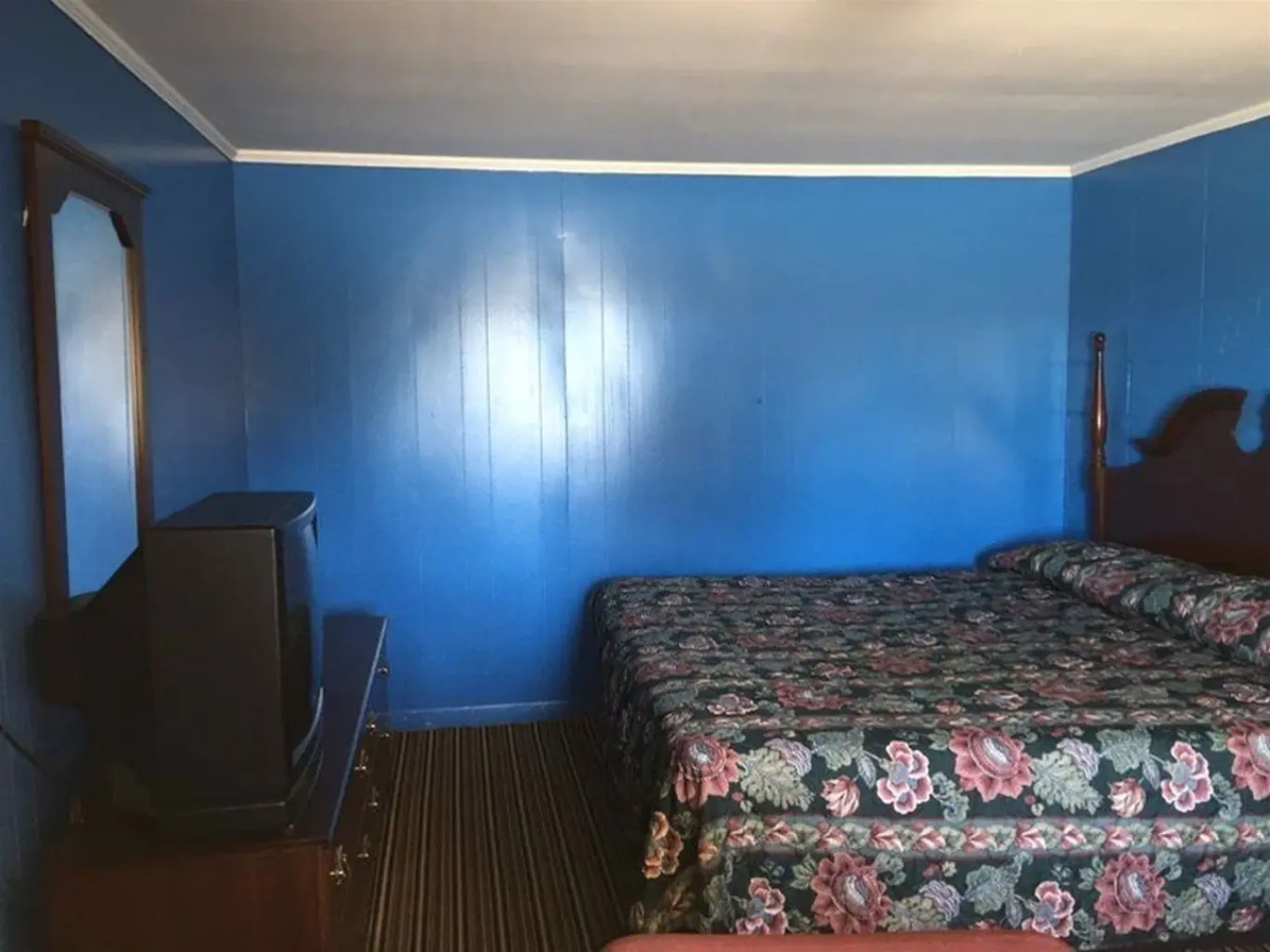 Budget Inn