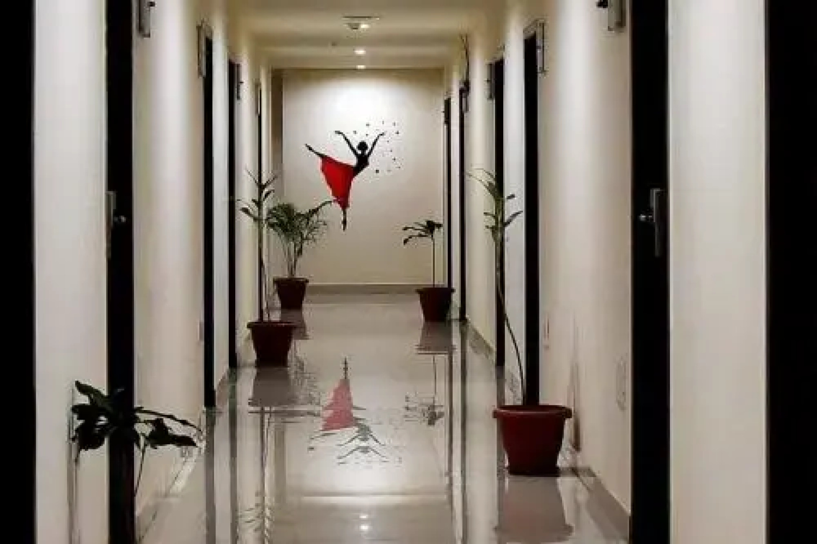 Hotel Seasons Inn