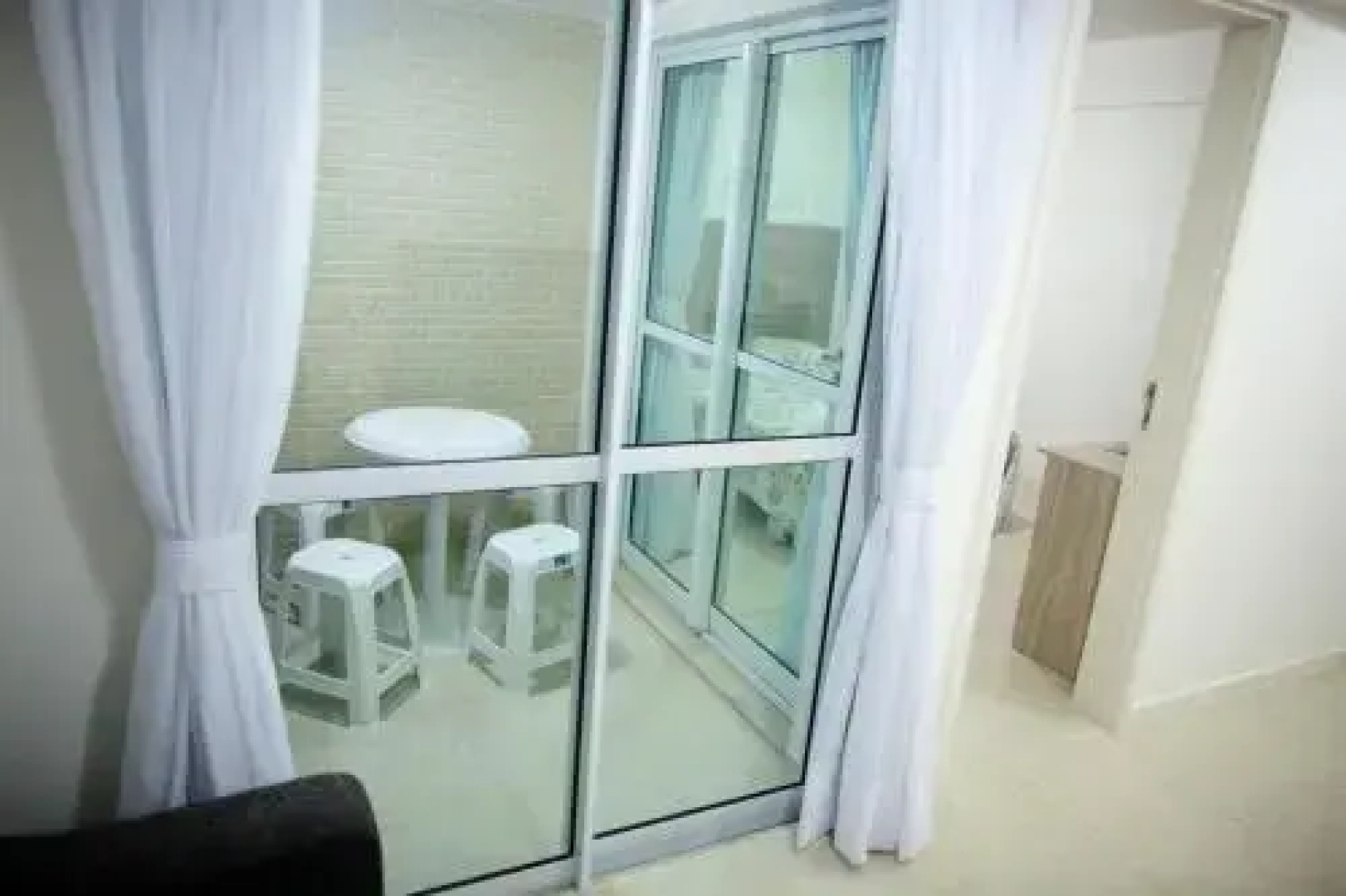 Flat Beira Mar JTR Action