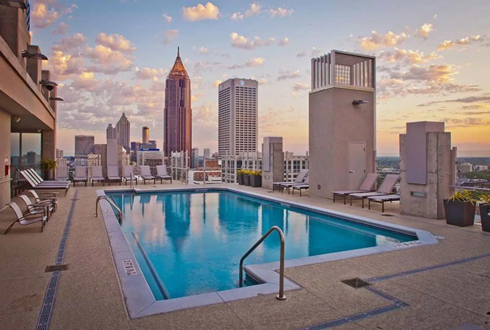 Oakwood At Skyhouse South