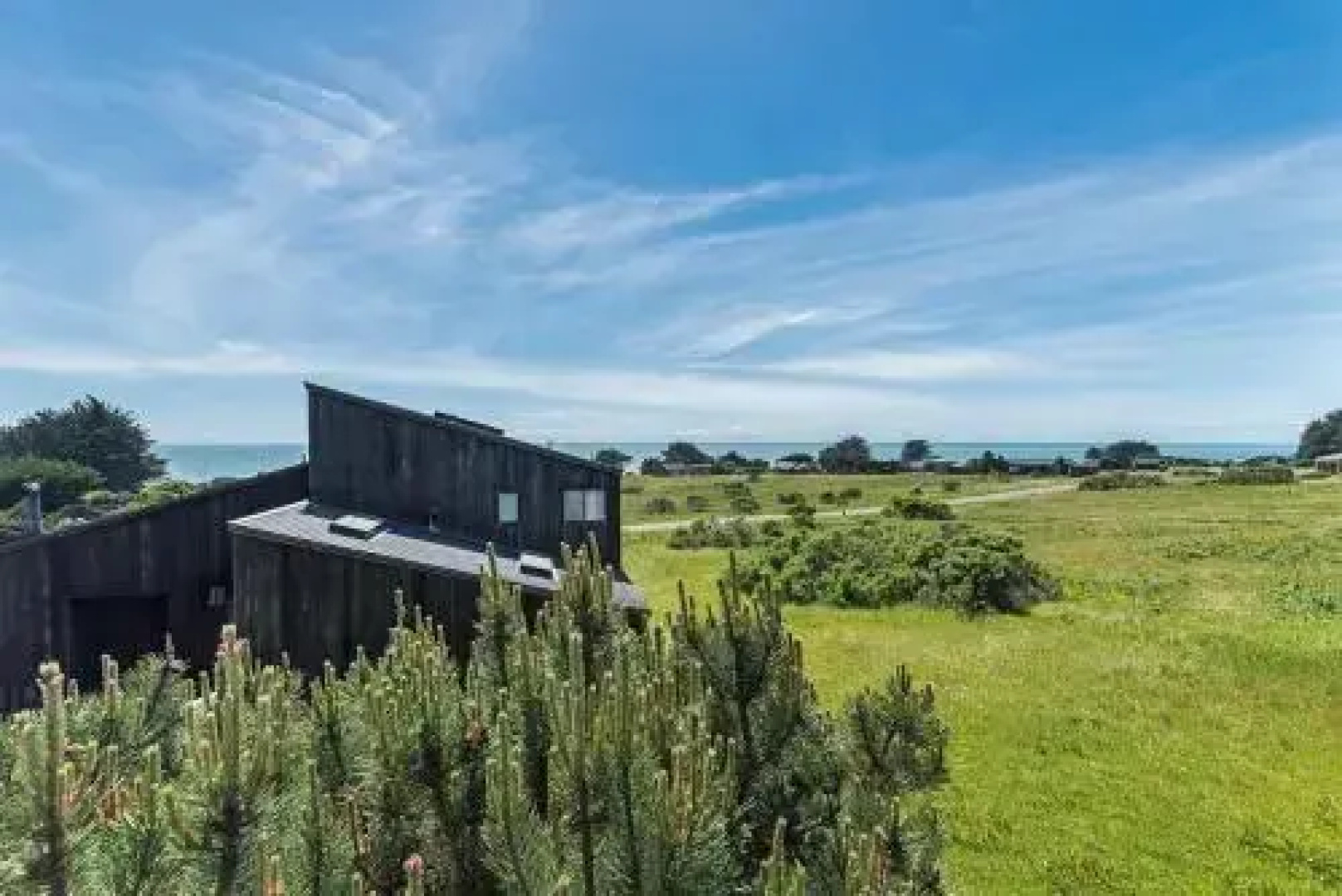 Camodeca - Four Bedroom Home