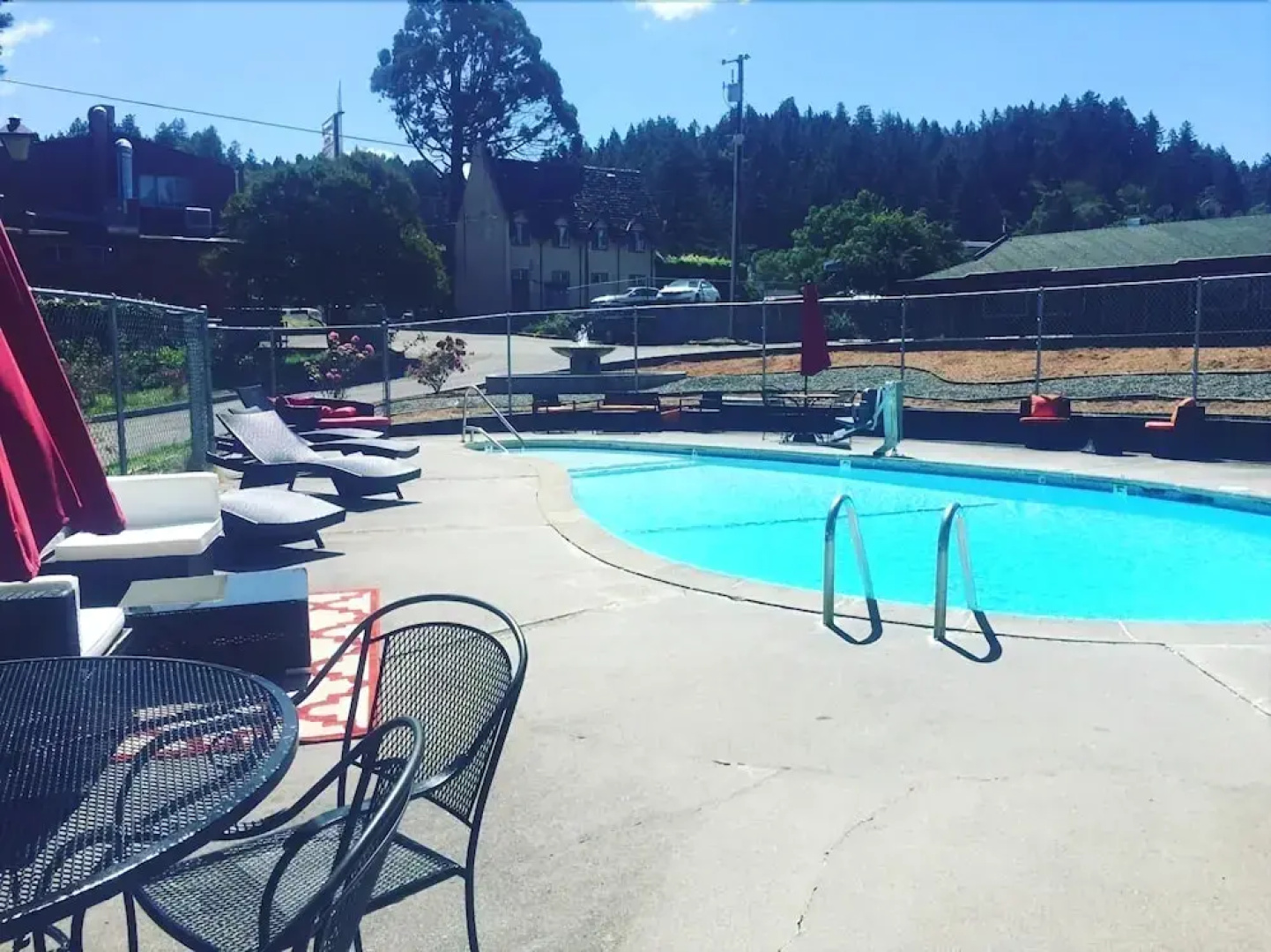 Sherwood Forest Motel