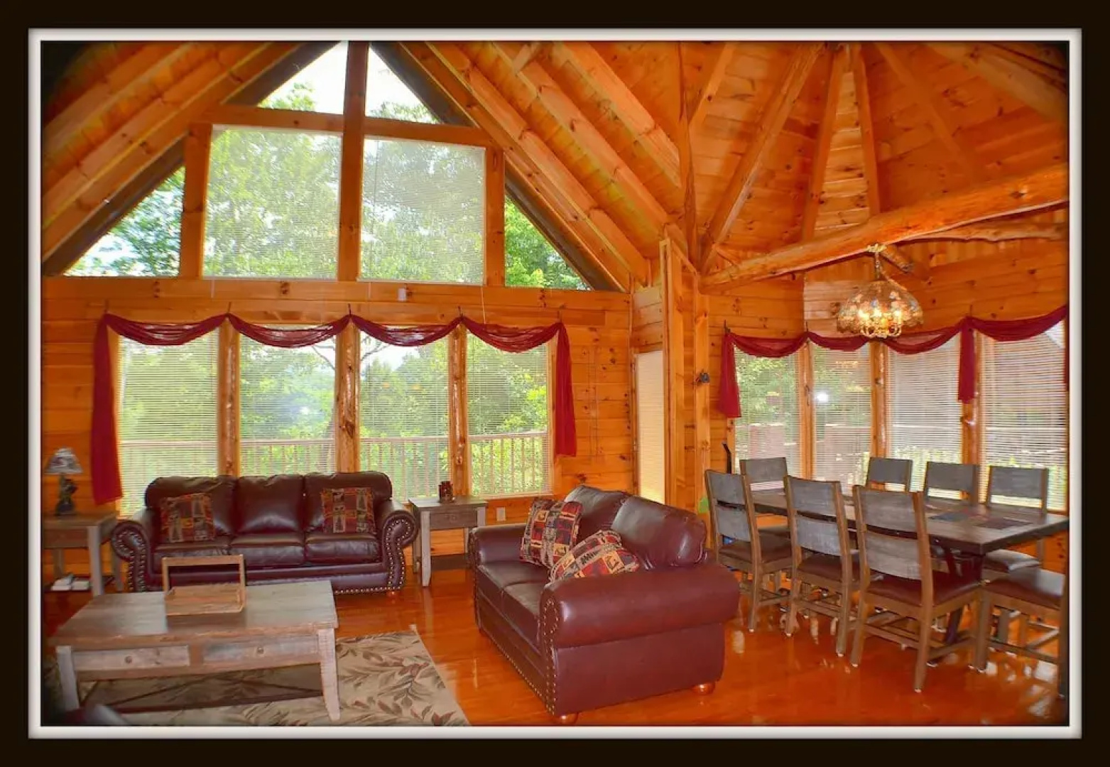 Steele Away 3 Bedroom Cabin by RedAwning